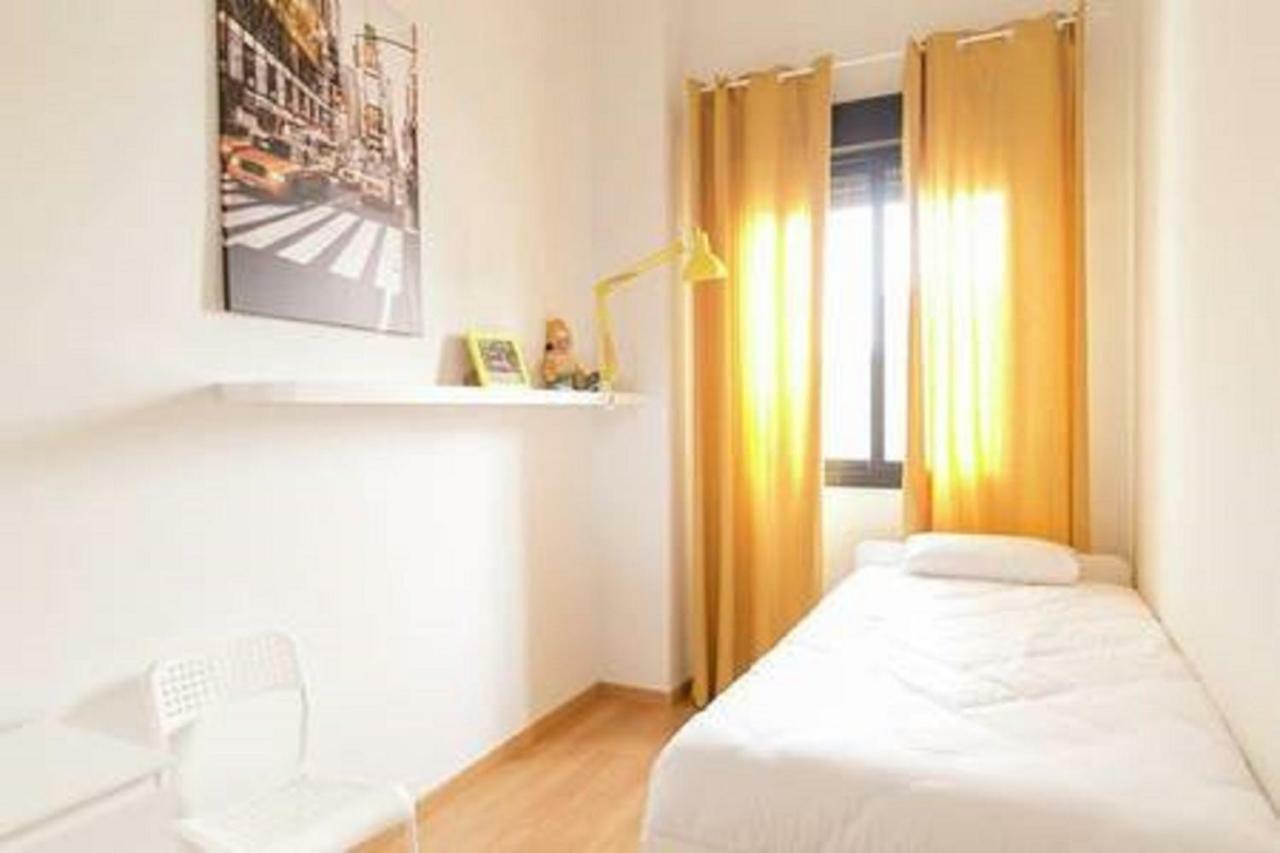 Family Apartment Patio&Swimming Pool In Center มาลากา ภายนอก รูปภาพ