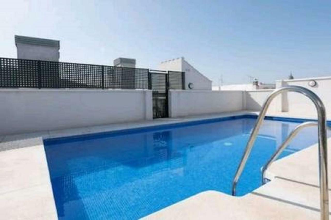 Family Apartment Patio&Swimming Pool In Center มาลากา ภายนอก รูปภาพ