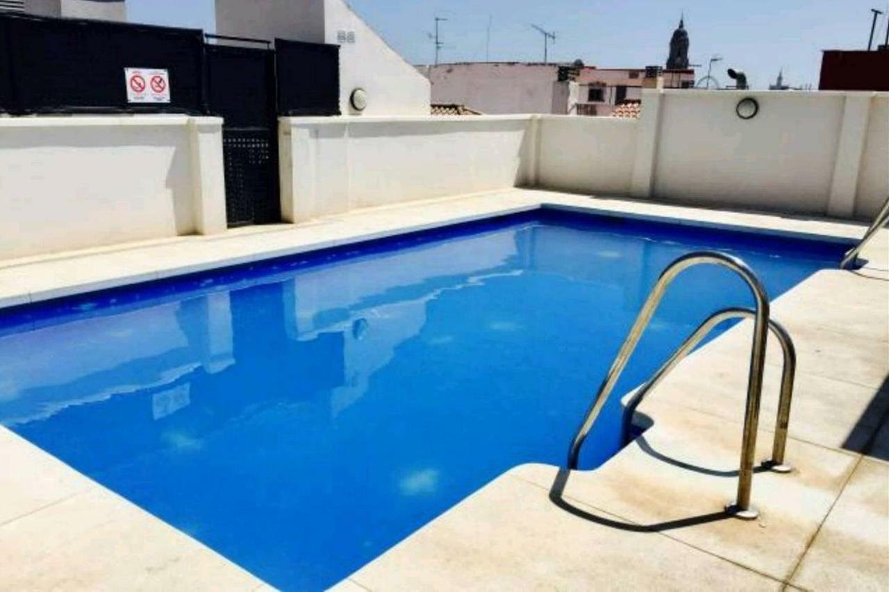 Family Apartment Patio&Swimming Pool In Center มาลากา ภายนอก รูปภาพ