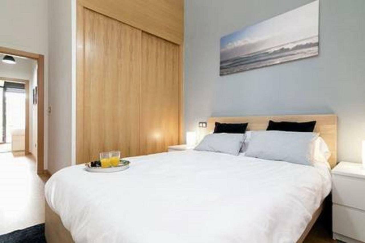 Family Apartment Patio&Swimming Pool In Center มาลากา ภายนอก รูปภาพ