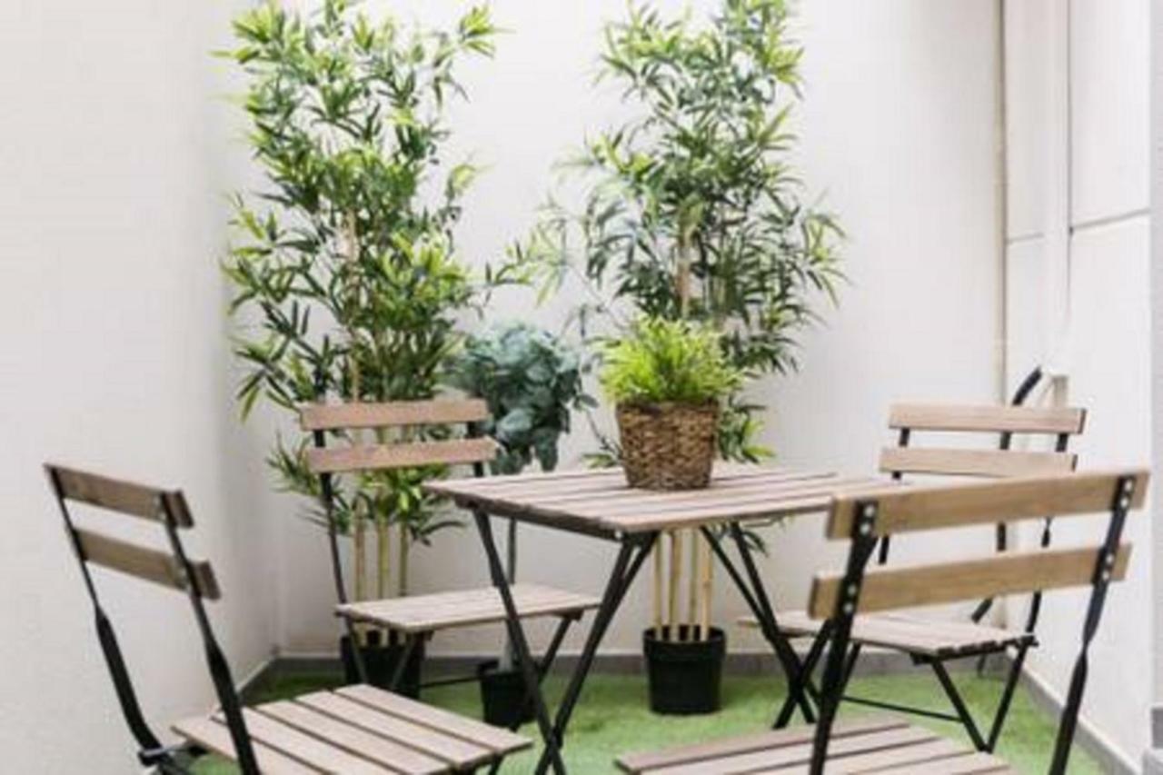 Family Apartment Patio&Swimming Pool In Center มาลากา ภายนอก รูปภาพ